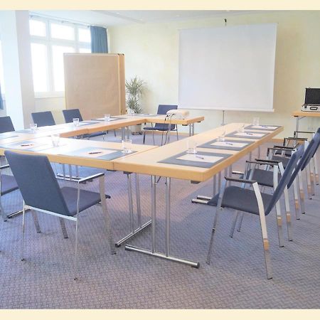 Hotel Alber Лайнфелден-Ехтердинген Екстериор снимка